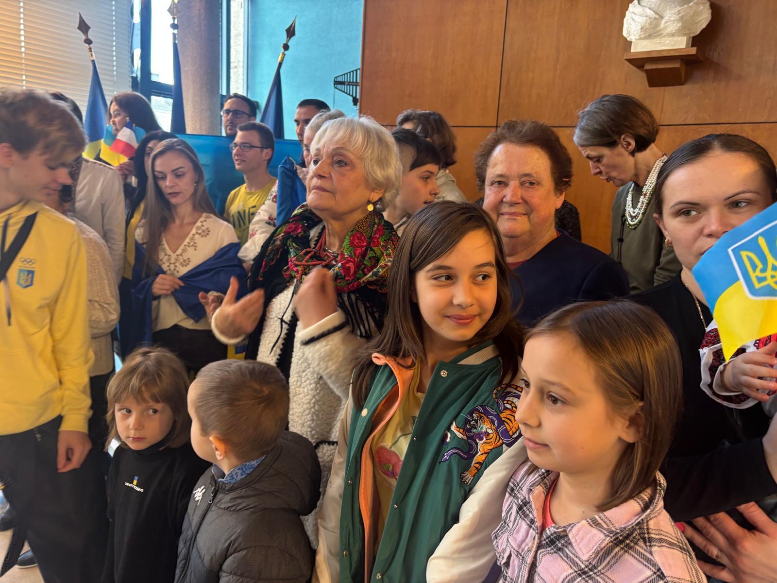 6f1da6aa-732b-431f-b3a4-c291bb213335