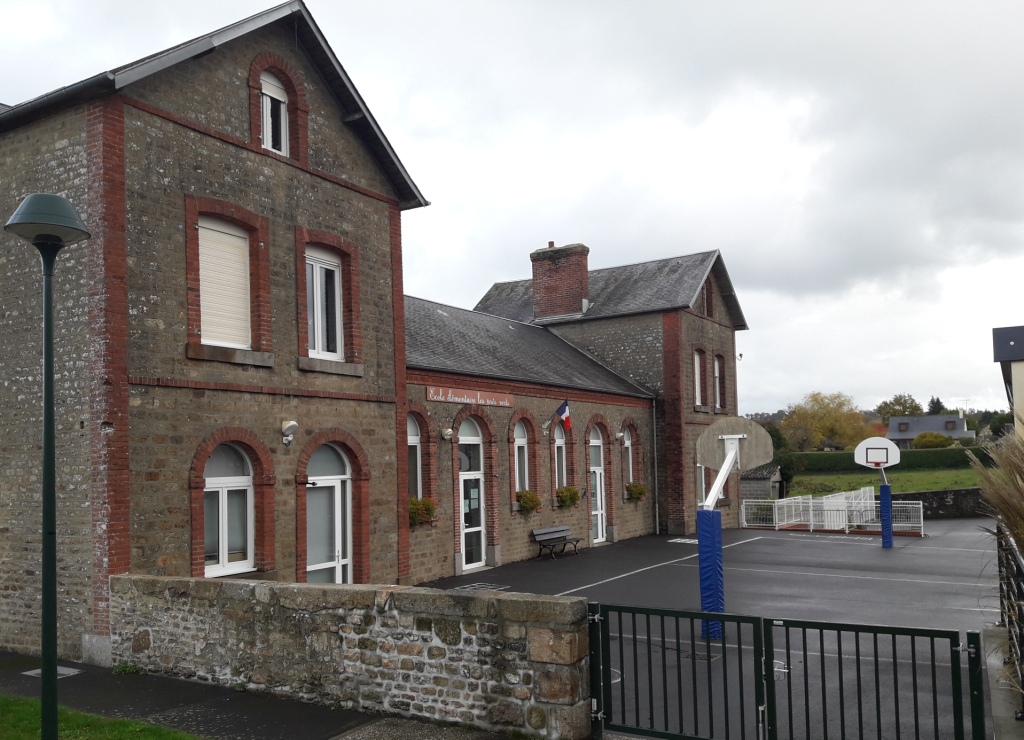 École Les Prés Verts - Saint-Germain-de-Tallevende